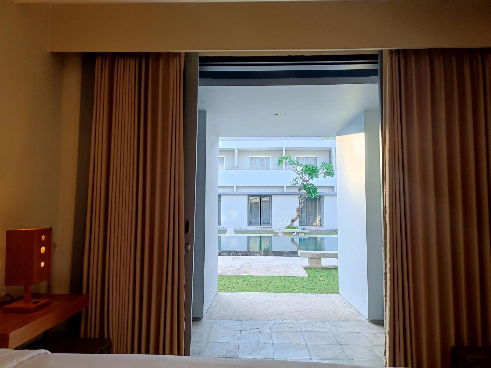 Kuta Living By Kamara Hotel Exterior photo